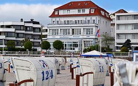 Hotel Strandschloesschen  3*